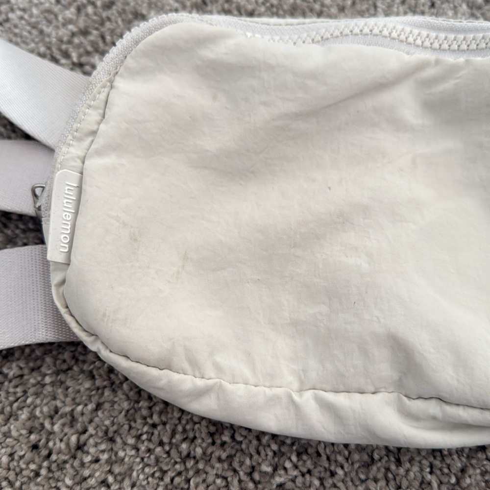 lululemon belt bag - Picture 2 of 6